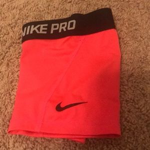 Girl XS dryfit Nike pro shorts
